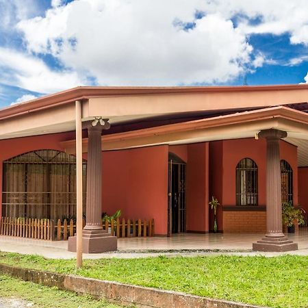 Tico House Bed & Breakfast Cariari  Exterior foto