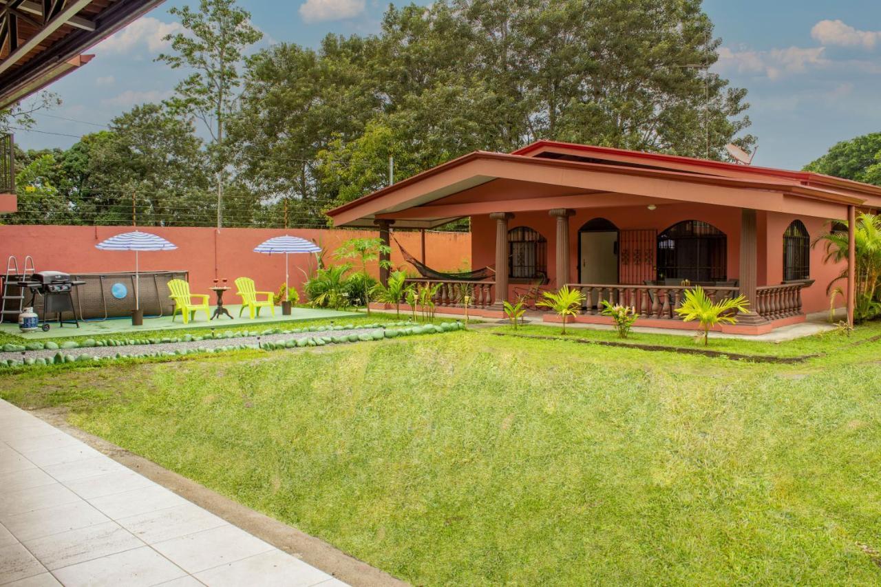 Tico House Bed & Breakfast Cariari  Exterior foto